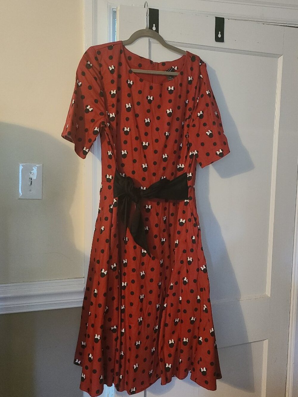 Her Universe Disney Minnie Mouse Polka Dot Retro Dress Her Universe